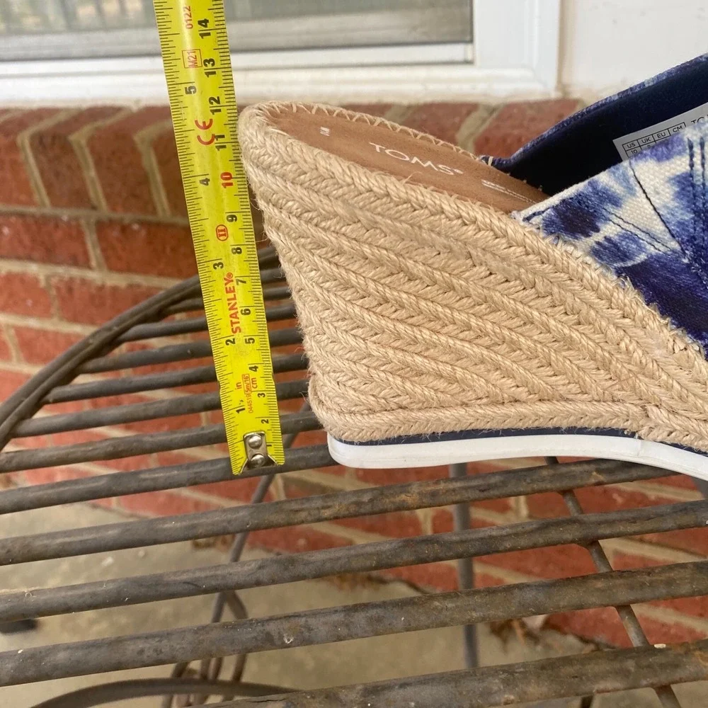 Toms Monica Tie Dye Shoe‎ 10 Wide Blue White Mule Beach Cruise Boho July 4